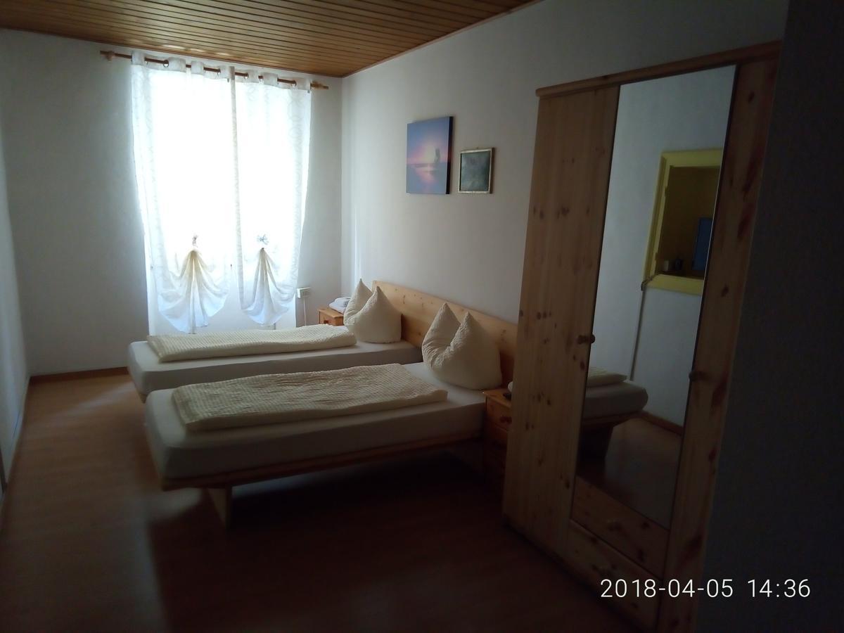Gasthof Mondschein Hotel Merano Esterno foto