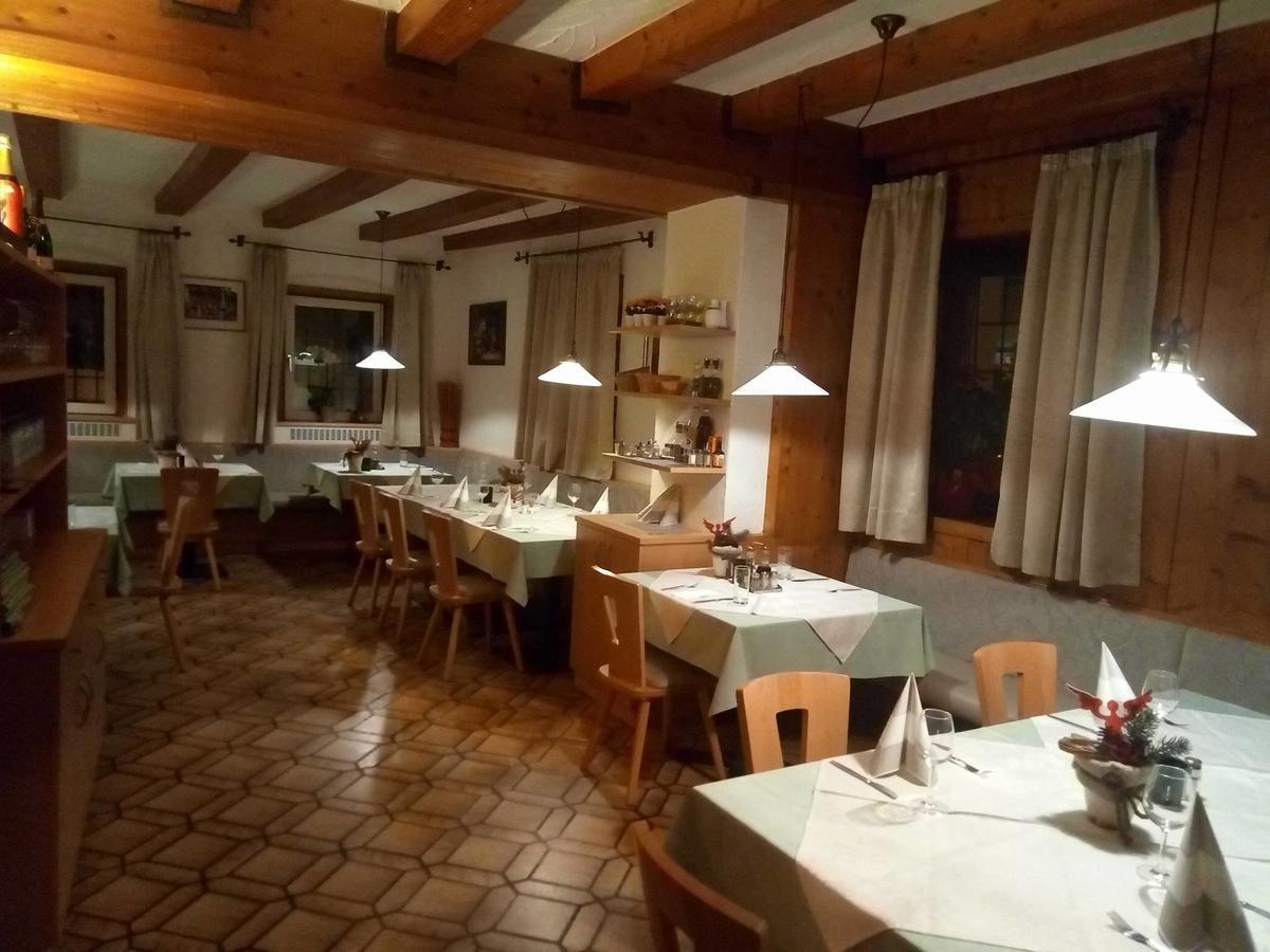 Gasthof Mondschein Hotel Merano Esterno foto