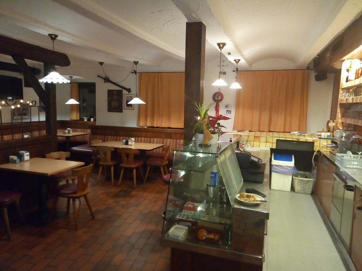 Gasthof Mondschein Hotel Merano Esterno foto