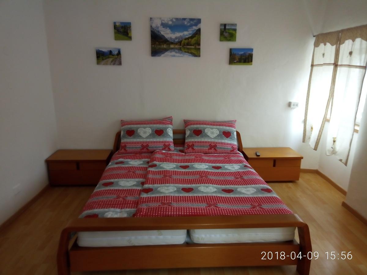 Gasthof Mondschein Hotel Merano Esterno foto