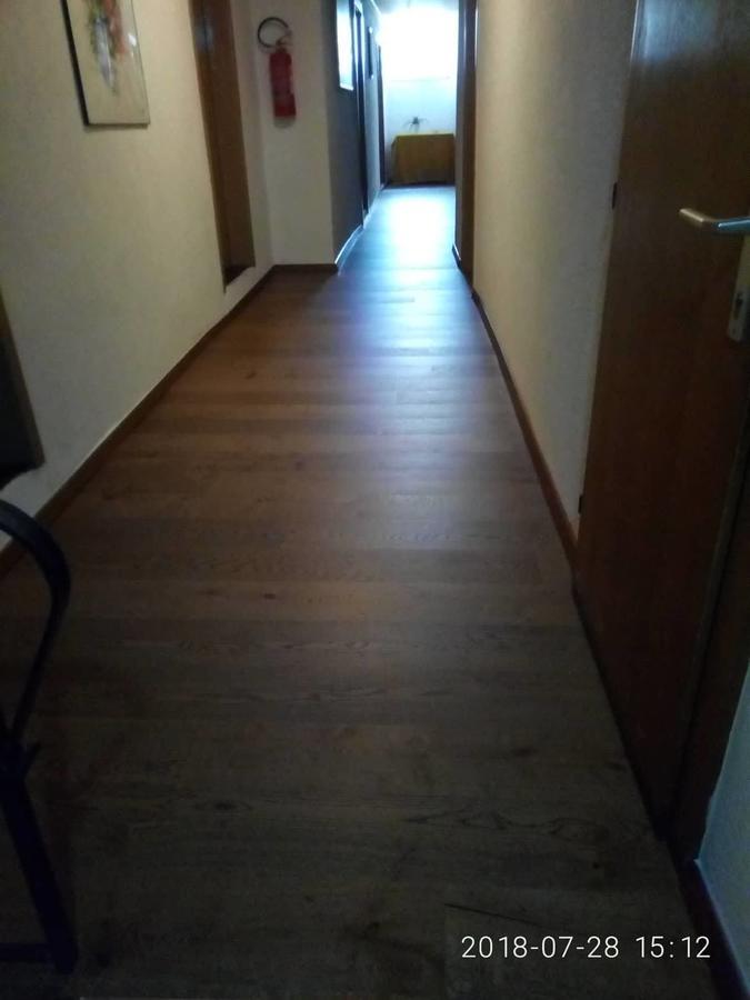 Gasthof Mondschein Hotel Merano Esterno foto